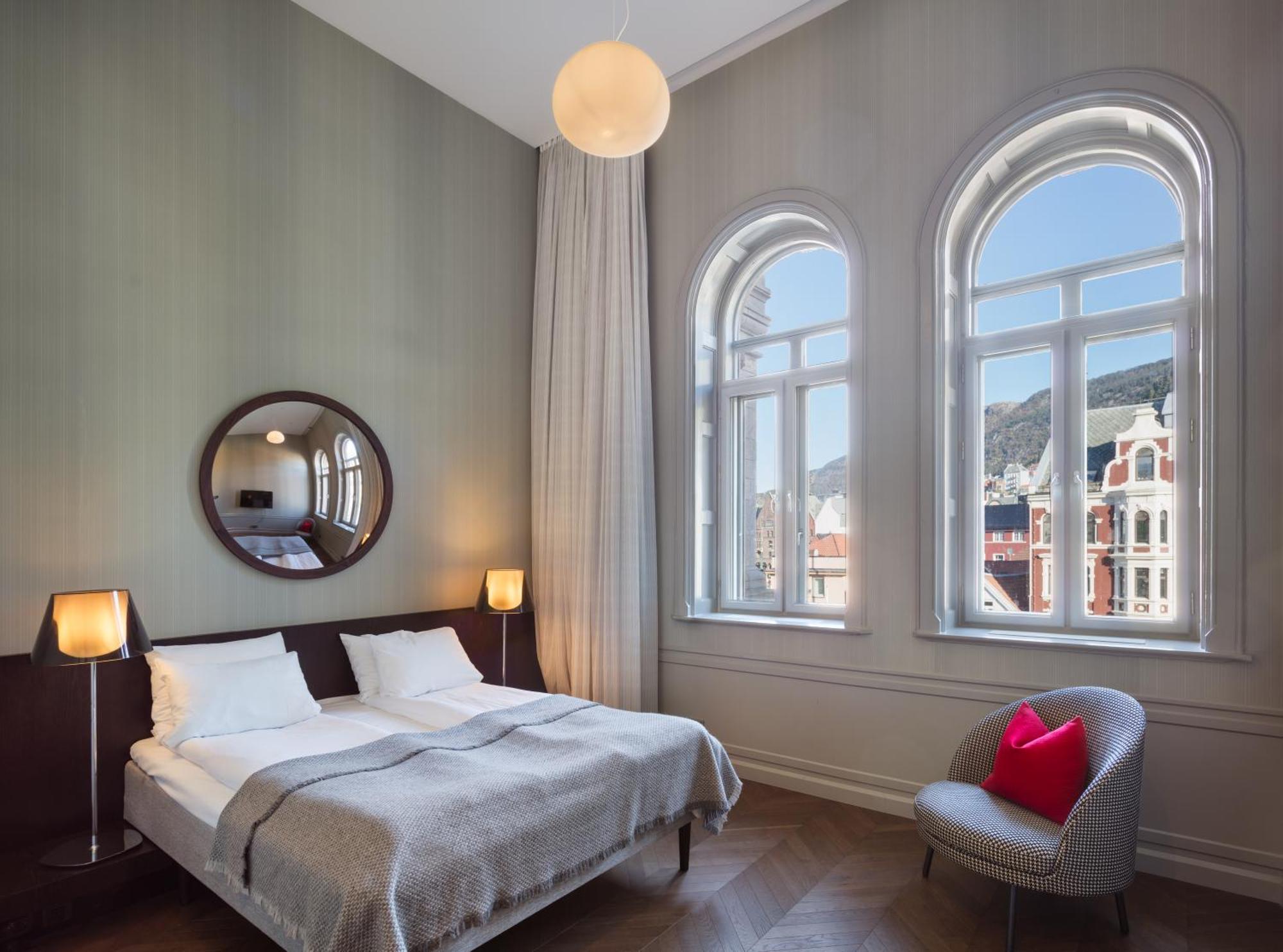Superior Queen Room