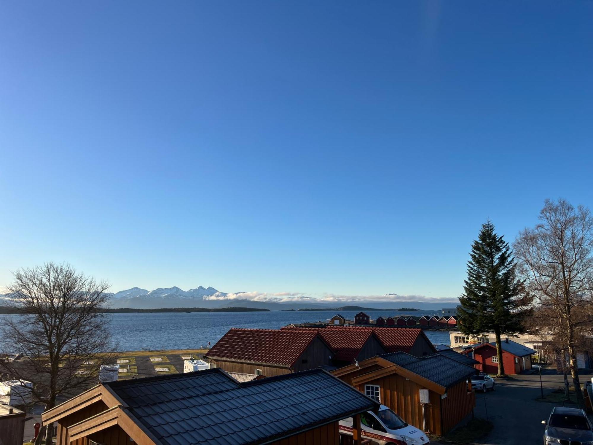 Deluxe Double Room with Balcony and Sea View,1665499290:JPEG