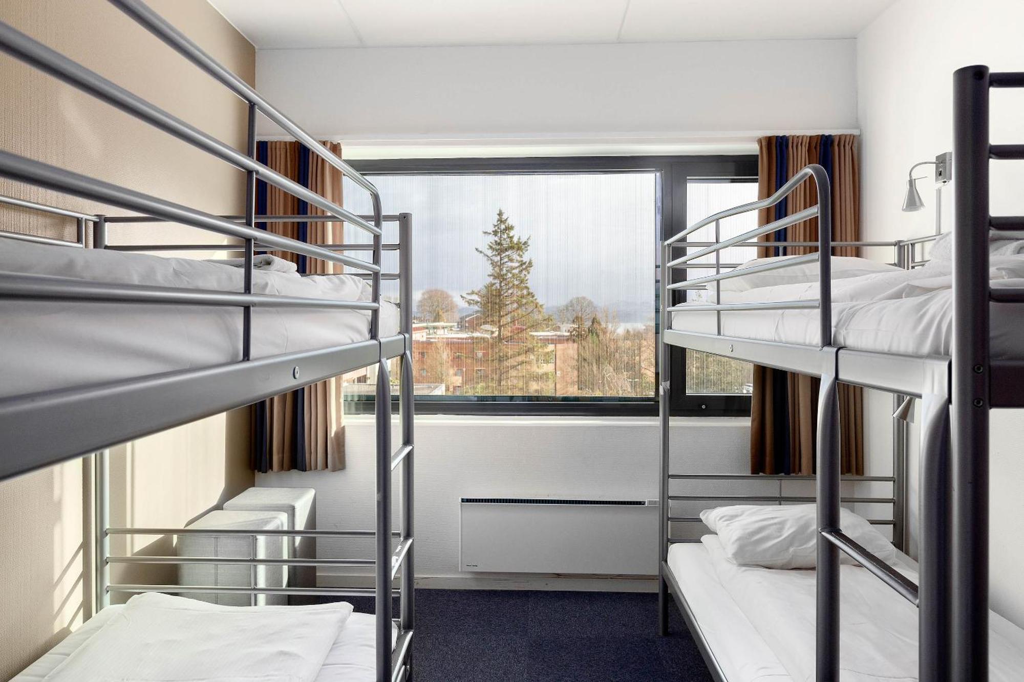 Economy Family Room with Two Bunk Beds - Non-Smoking