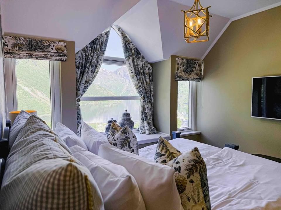Suite with Sea View