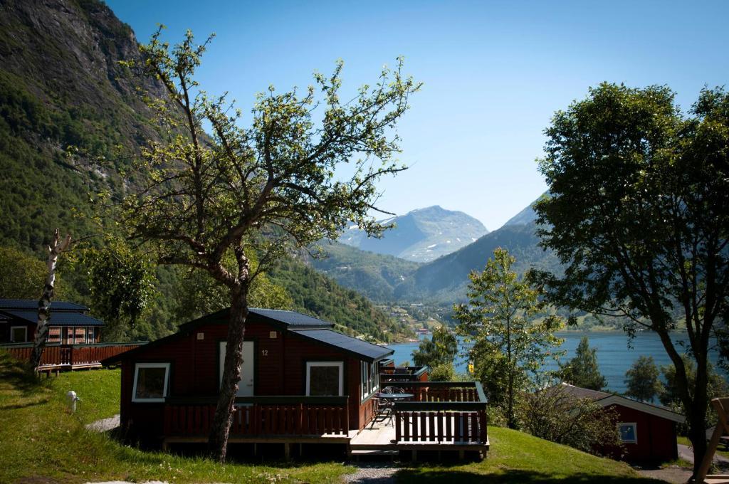 Cabaña moderna de 2 dormitorios
