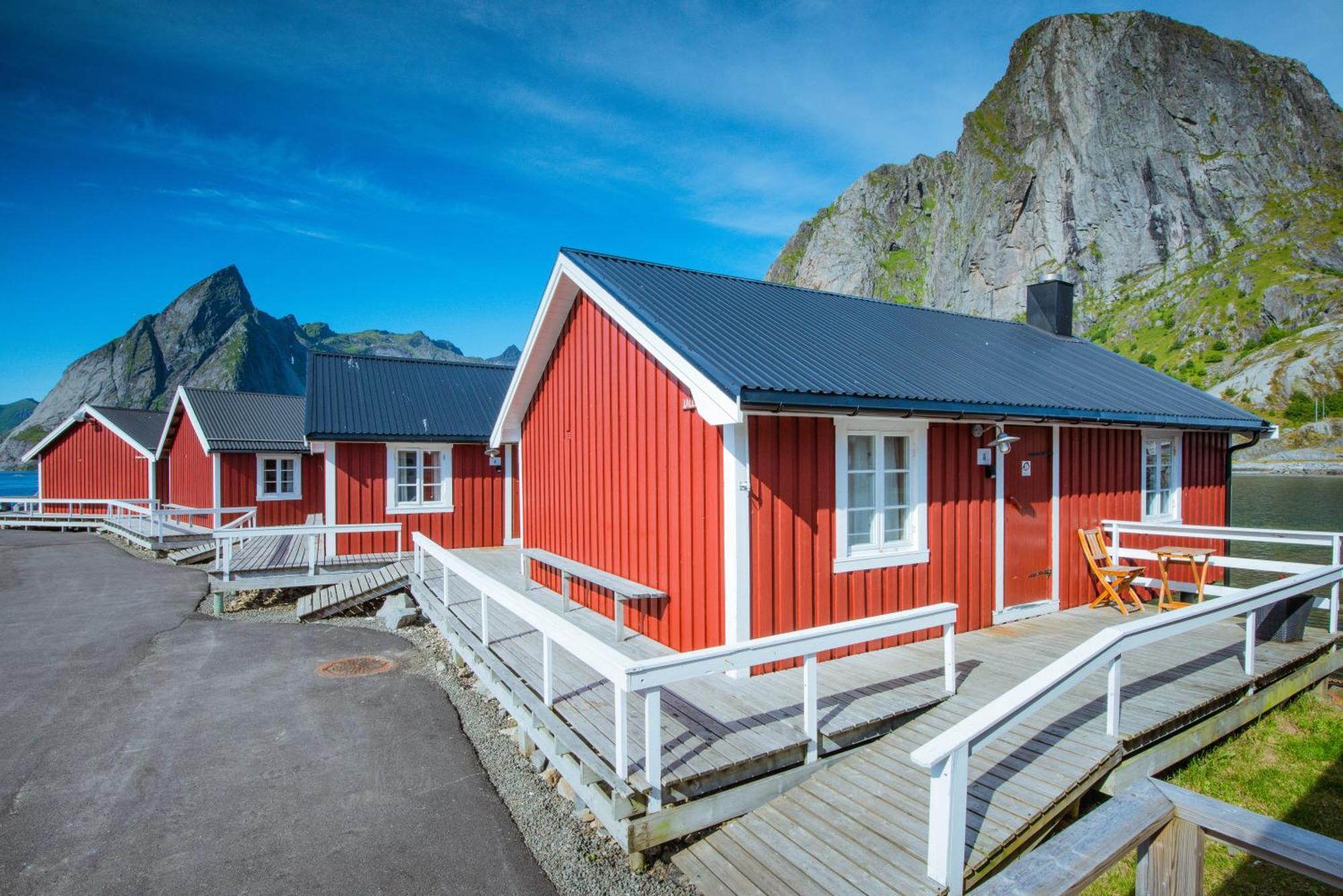 Waterfront Traditional Two-Bedroom Cottage