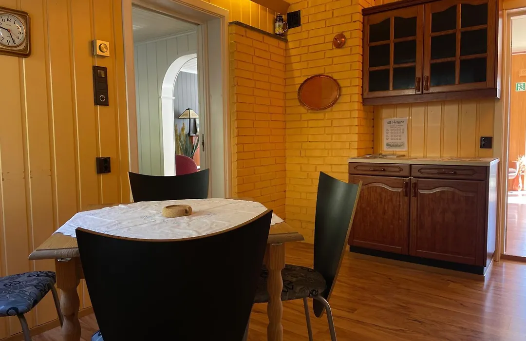 Svingen Guesthouse - Panoramic Fjord Views In Flam-1