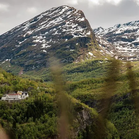 Hotel Utsikten - By Classic Norway Hotels-3