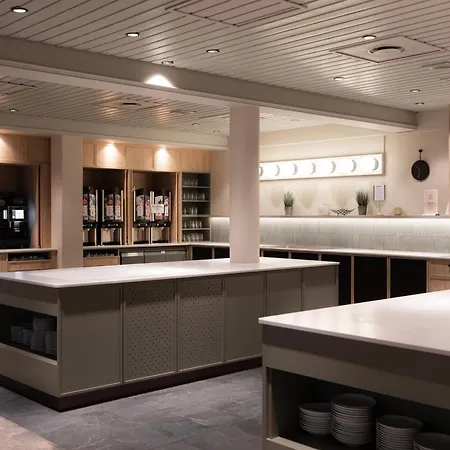 Scandic Sunnfjord Hotel & Spa-3