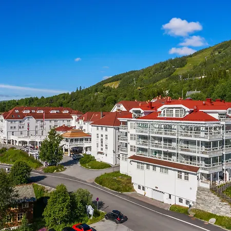 Dr. Holms Hotel-2