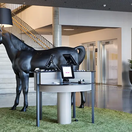 Comfort Hotel Bergen Airport-2
