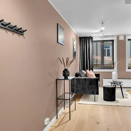 70 Degrees North City Apartments-3