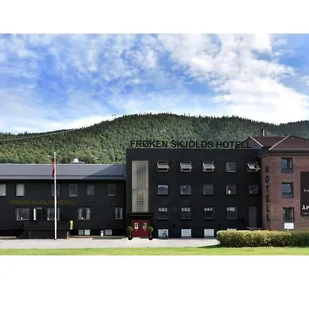 Froken Skjolds Hotel Lyngengarden-2