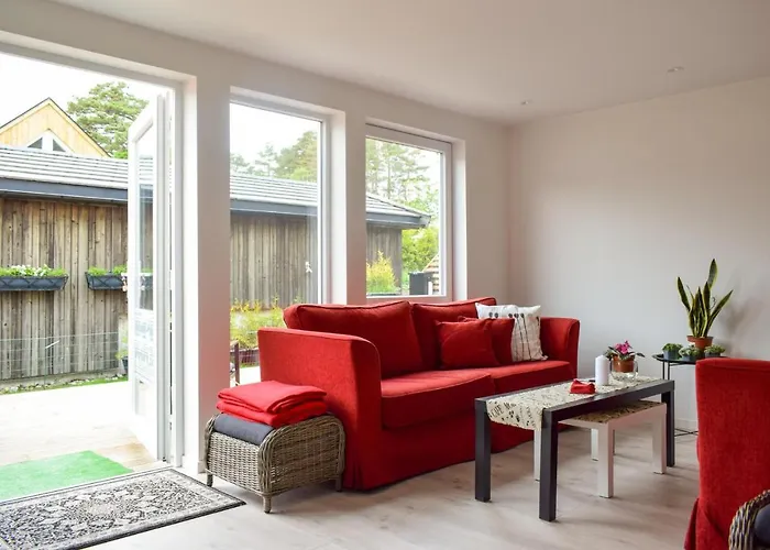 Beautiful Home In Sogne With Wifi