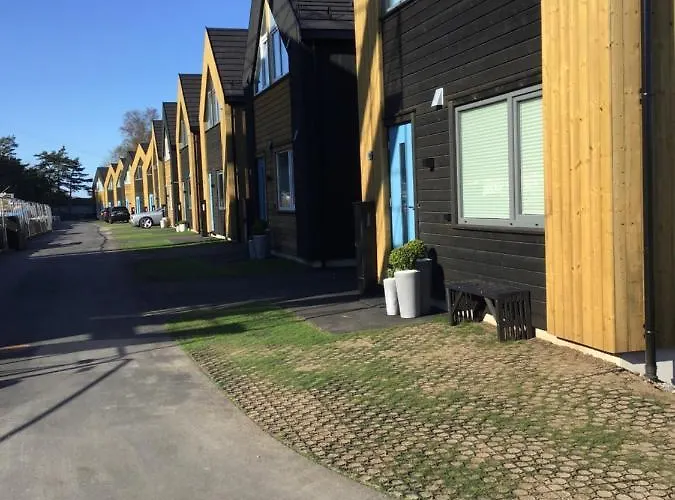 Feriehus I Sogne Sorlandet Tilgang Til Basseng Boblebad Badstu