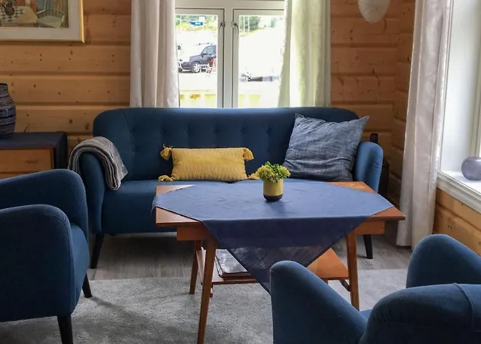 Kabelvag Feriehus & Camping