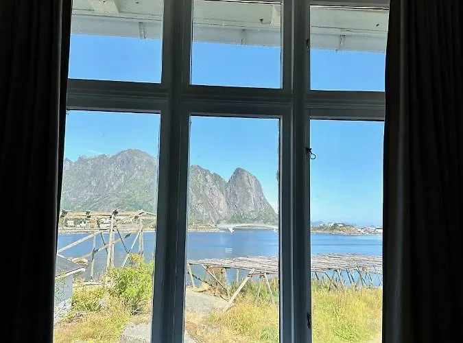 Det Gamle Hotellet Guesthouse