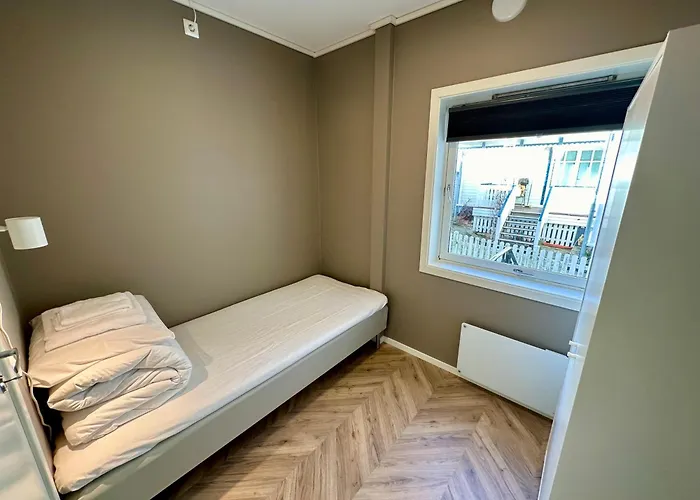 Modern Central Apartment Apt 105