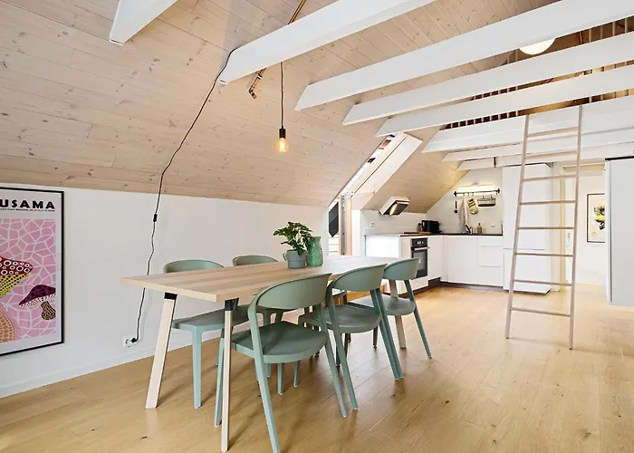 Charming Rooftop Apartment In Heart Of Stavanger