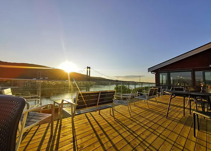 Tjeldsundbrua Hotel