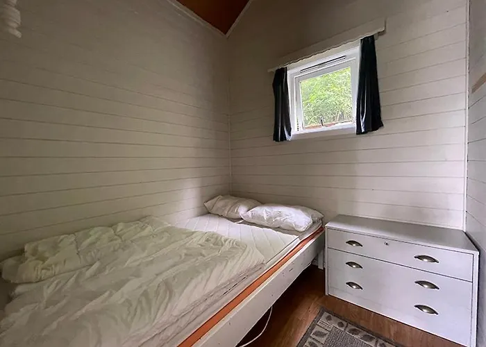 Selje Camping - Hytte Nr 5