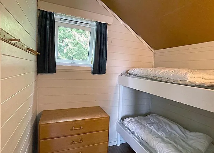 Selje Camping - Hytte Nr 5