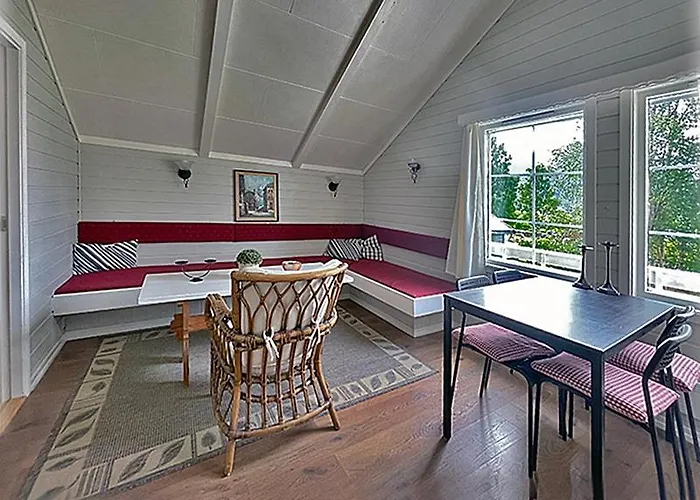 Selje Camping - Hytte Nr 5