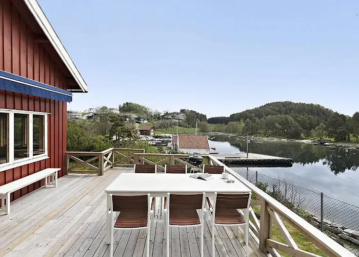 House By The Sea - 3 Bedrooms And Possibility To Rent A Boat