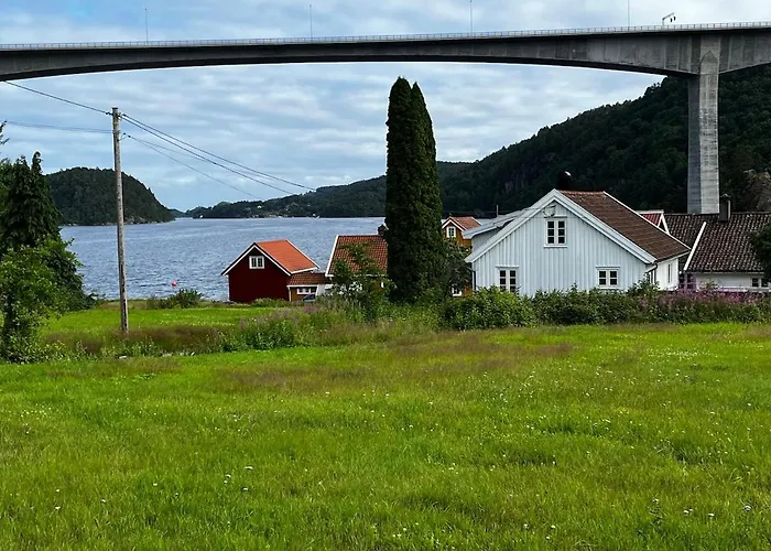 Seaside Apartment At Holmen