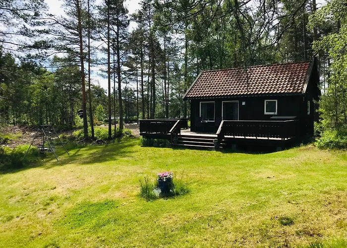 Fredelig Og Landlig Hytte