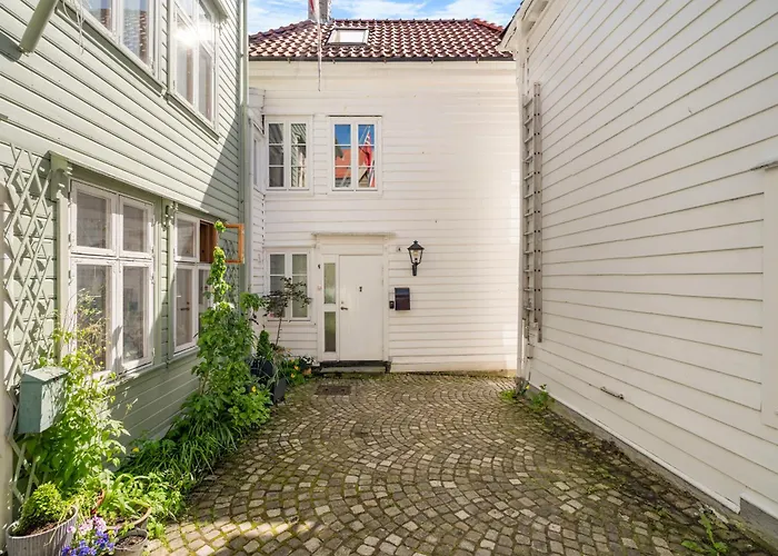 Bergen Gem Straight Out of History - Built in 1750
