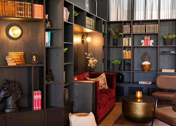 Home Hotel 1624