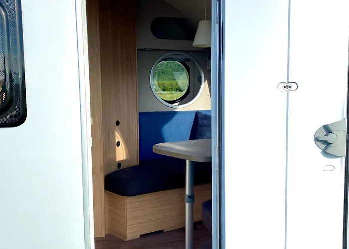 Enkel, Romslig Og Smart Campingvogn