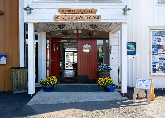 Nyvagar Rorbuhotell - By Classic Norway Hotels