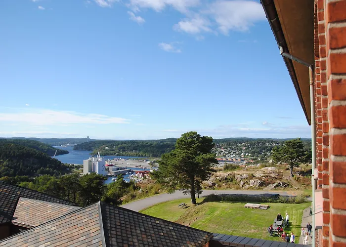 Fredriksten Hotell