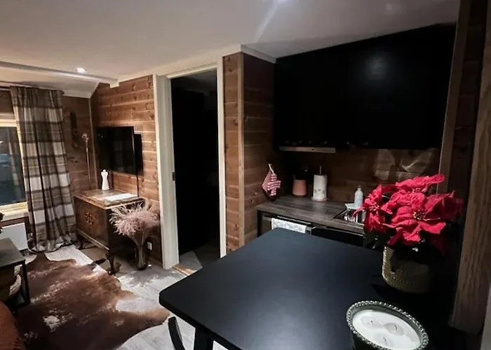 Charming Apartment With Lodgefeeling
