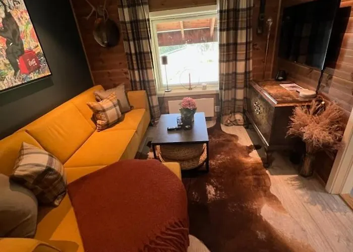 Charming Apartment With Lodgefeeling