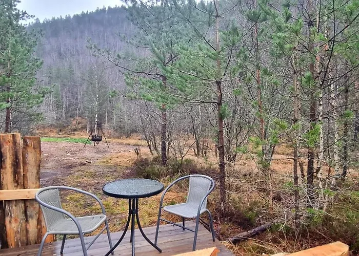 Hjortebu I Naturskjonne Omgivelser