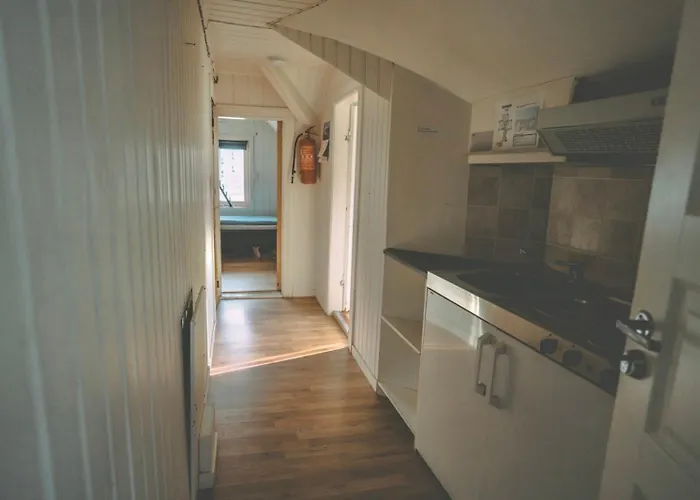 Chase Base Budget-Friendly Rooms