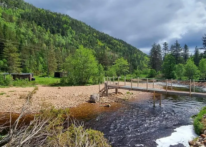 Hjortebu I Naturskjonne Omgivelser