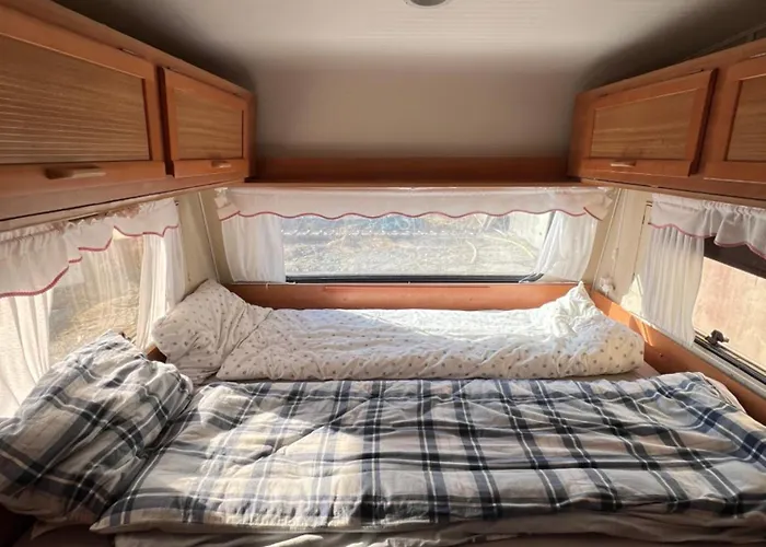 Stunning Summer Caravan In Sommaroy