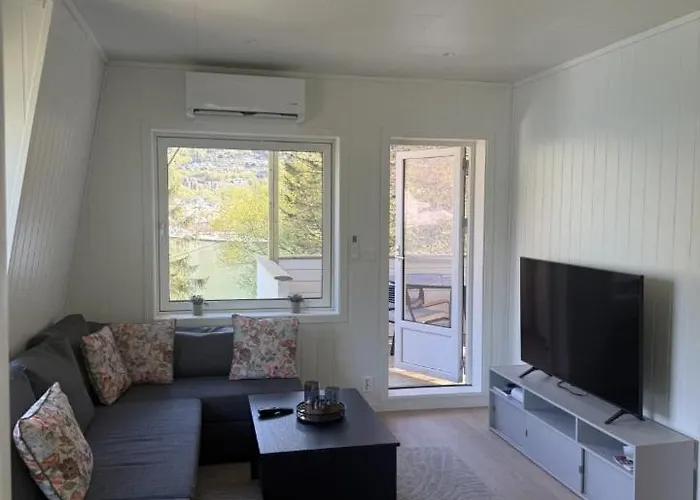 Newly Renovated Apartment With Spectacular Fjord Views