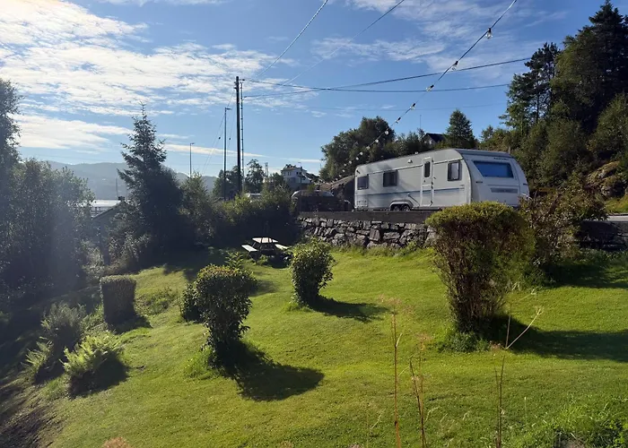 Aurora Trailer Caravan Near Bergen - No shower No Camping