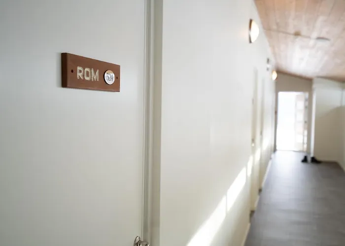 Dombastun Motel